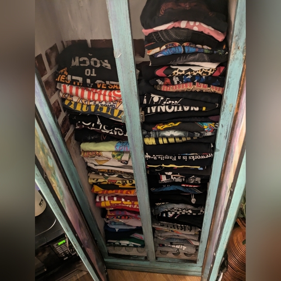 Meet your Posher, Billie - Picture 2 of 2